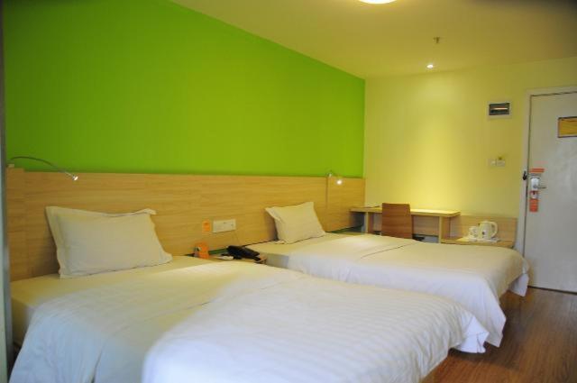 7Days Inn Guiyang Baiyun Platinum Экстерьер фото